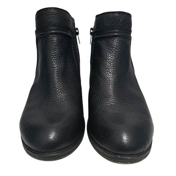 Cobb Hill Anisa V Cut Western Goth Boots Block Heel Sz 8 Black - Picture 4 of 17